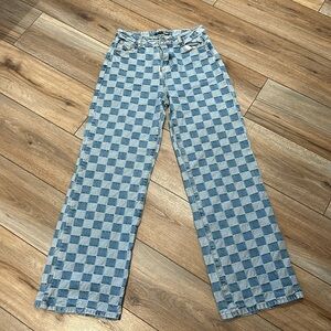 FASHION NOVA HIGH-RISE STRAIGHT LEG JEANS